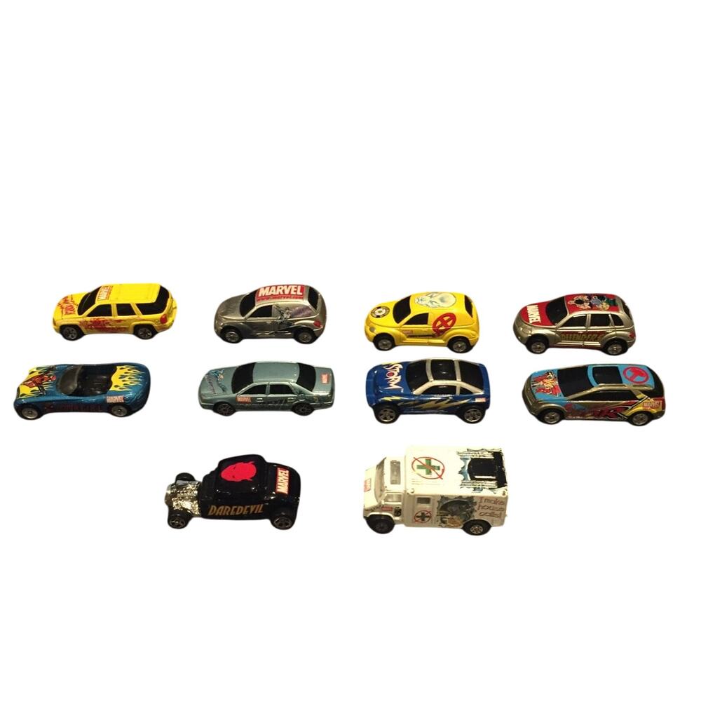 Maisto Marvel Universe Diecast Character Car Lot Of 10 1:64 Toy Car Collection